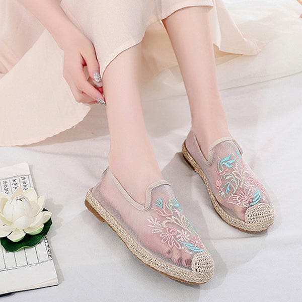 【チュール刺繍スリッポン】透け感が可愛いフラットサンダル 爪先ゆったり設計、窮屈感を感じず 通気?透湿性に優れる